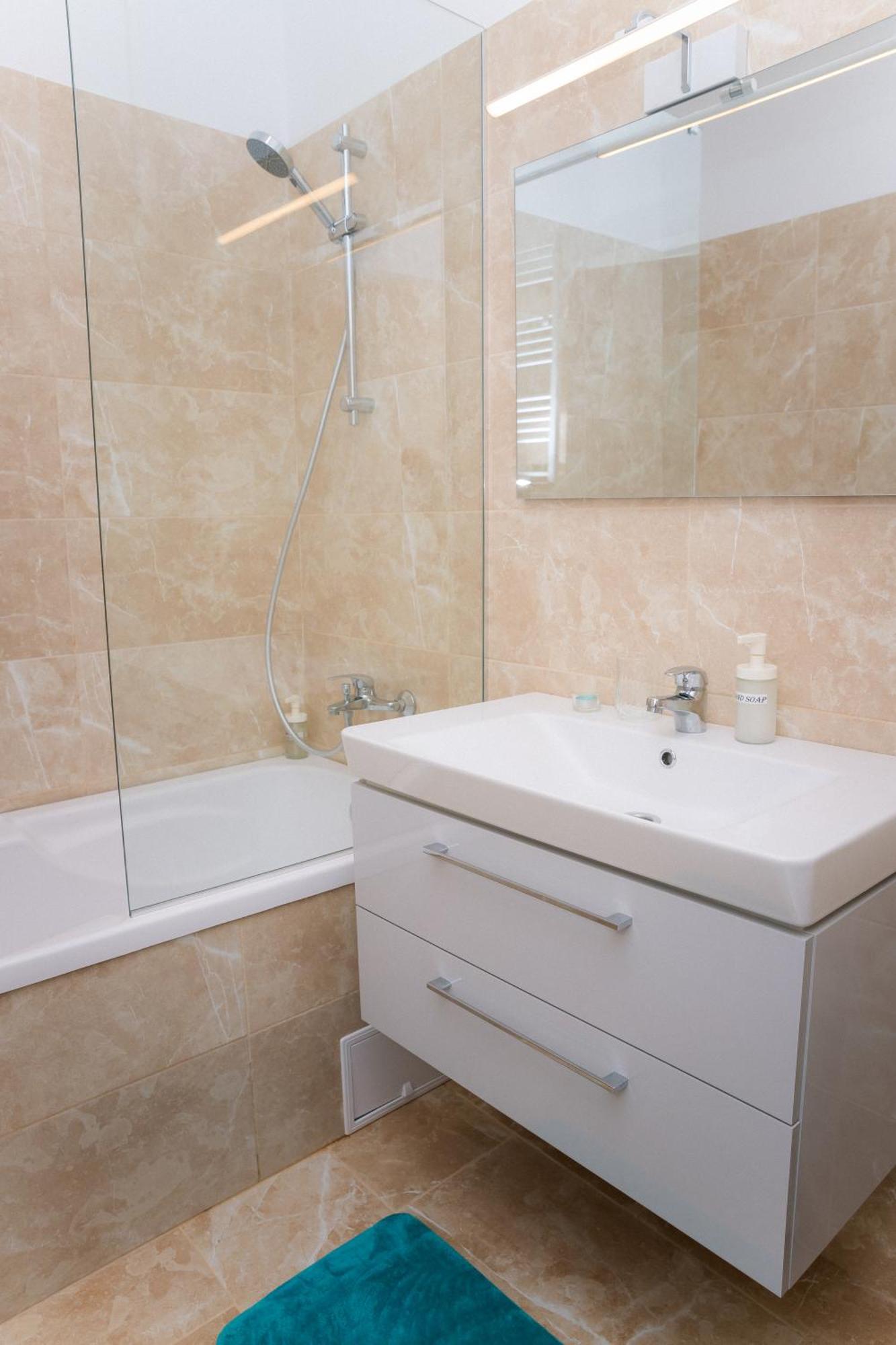 Elysian Urbanscape Brown, 2 Rooms, Near Bucharest Chiajna Bagian luar foto